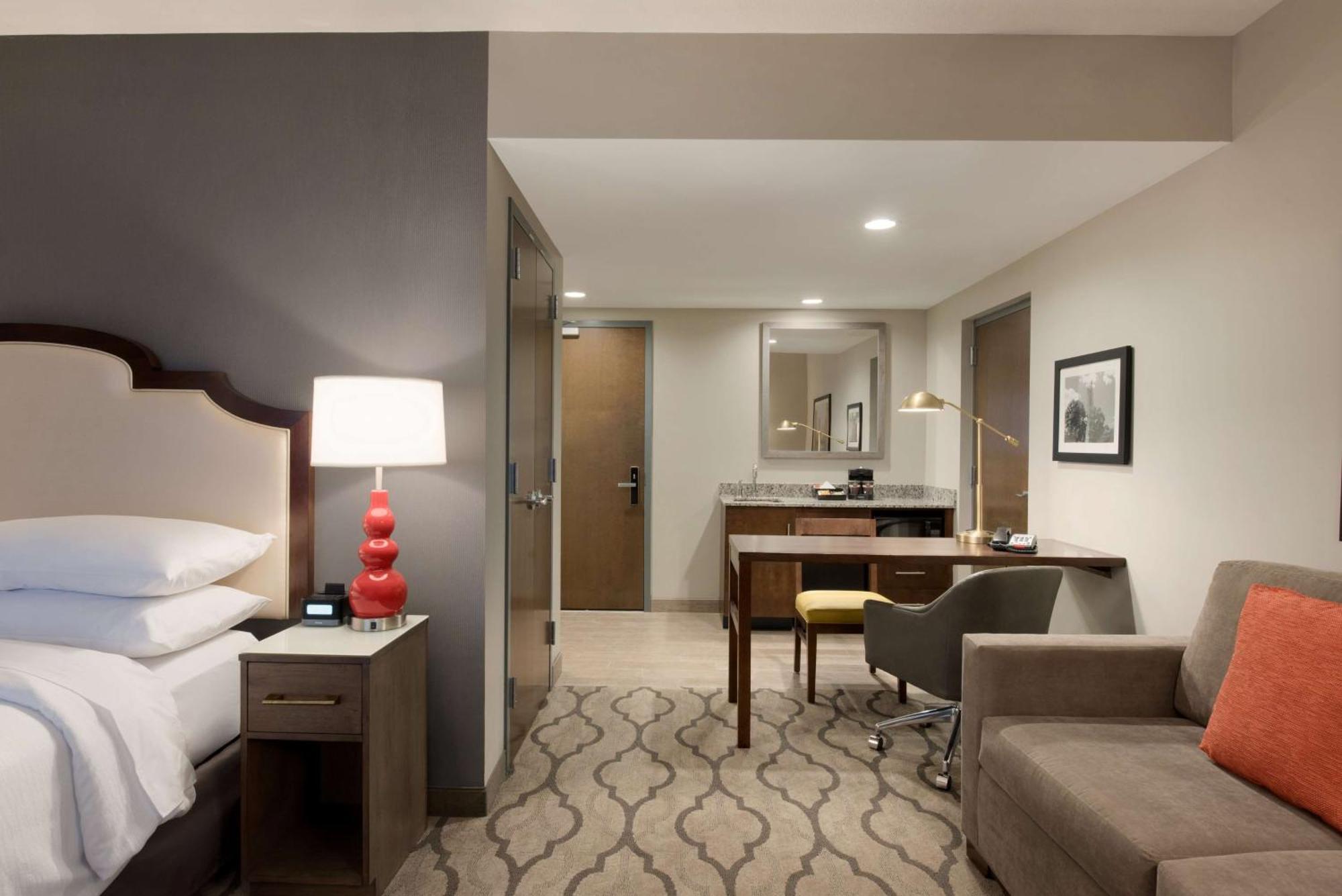 Embassy Suites By Hilton Chicago Naperville Extérieur photo